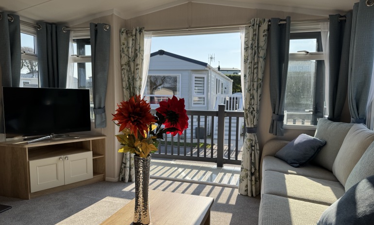 How Static Caravan Comforts Have Evolved: From Basic Holiday Retreats to Modern Luxury Living